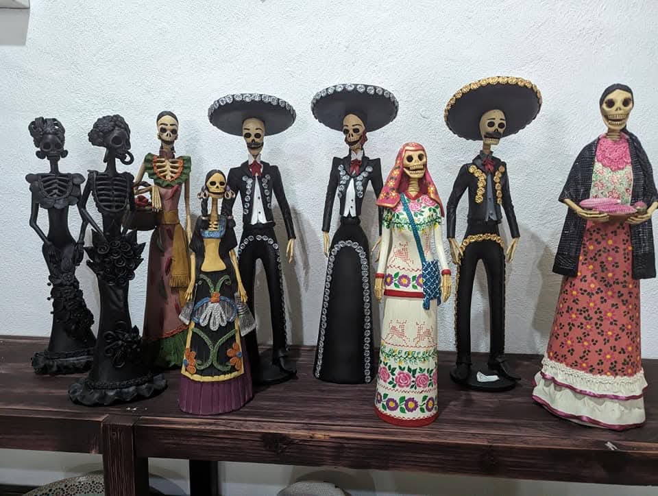 Muestras de figuras artesanales mexicanas
